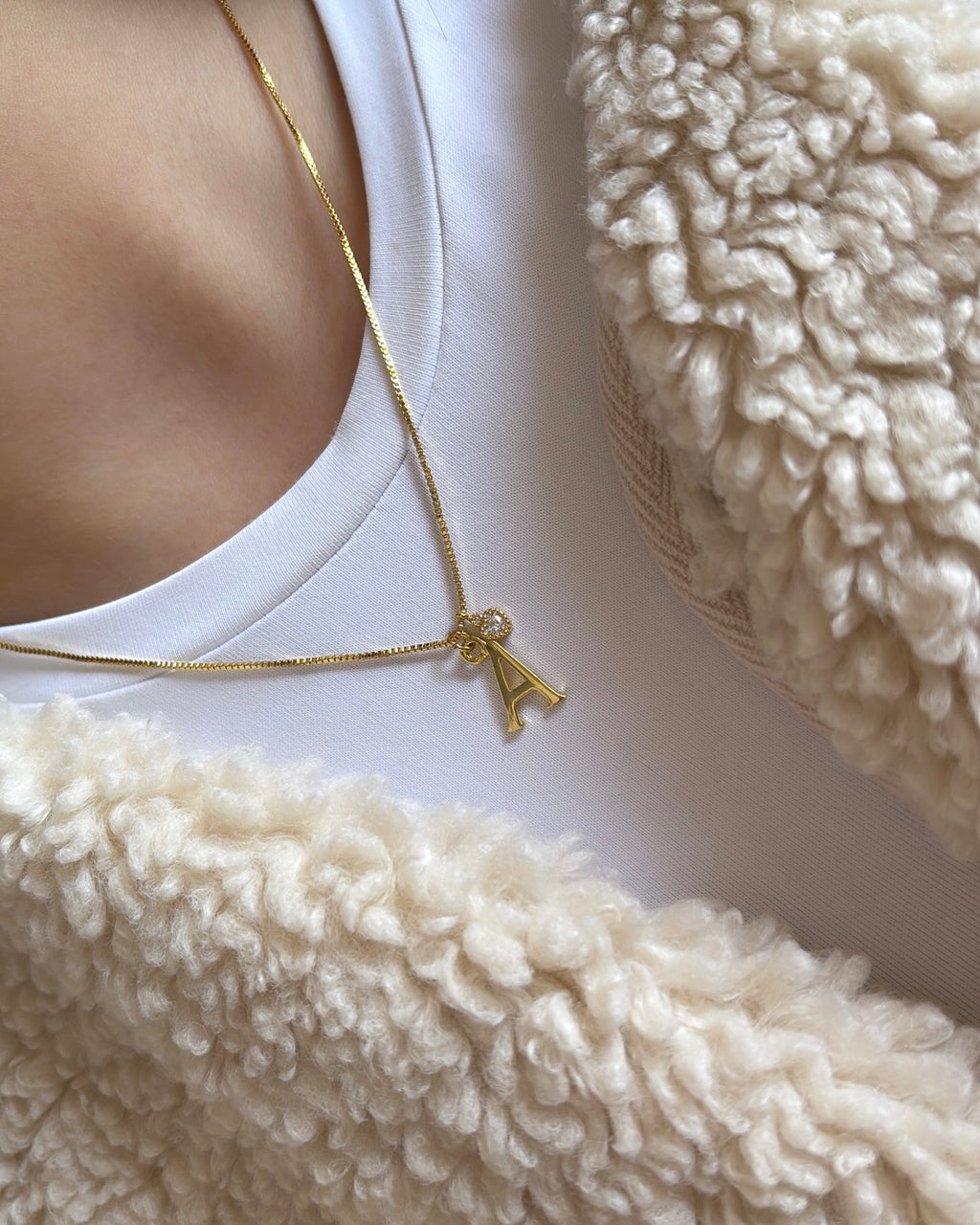Cadena Inicial y punto de luz ✨