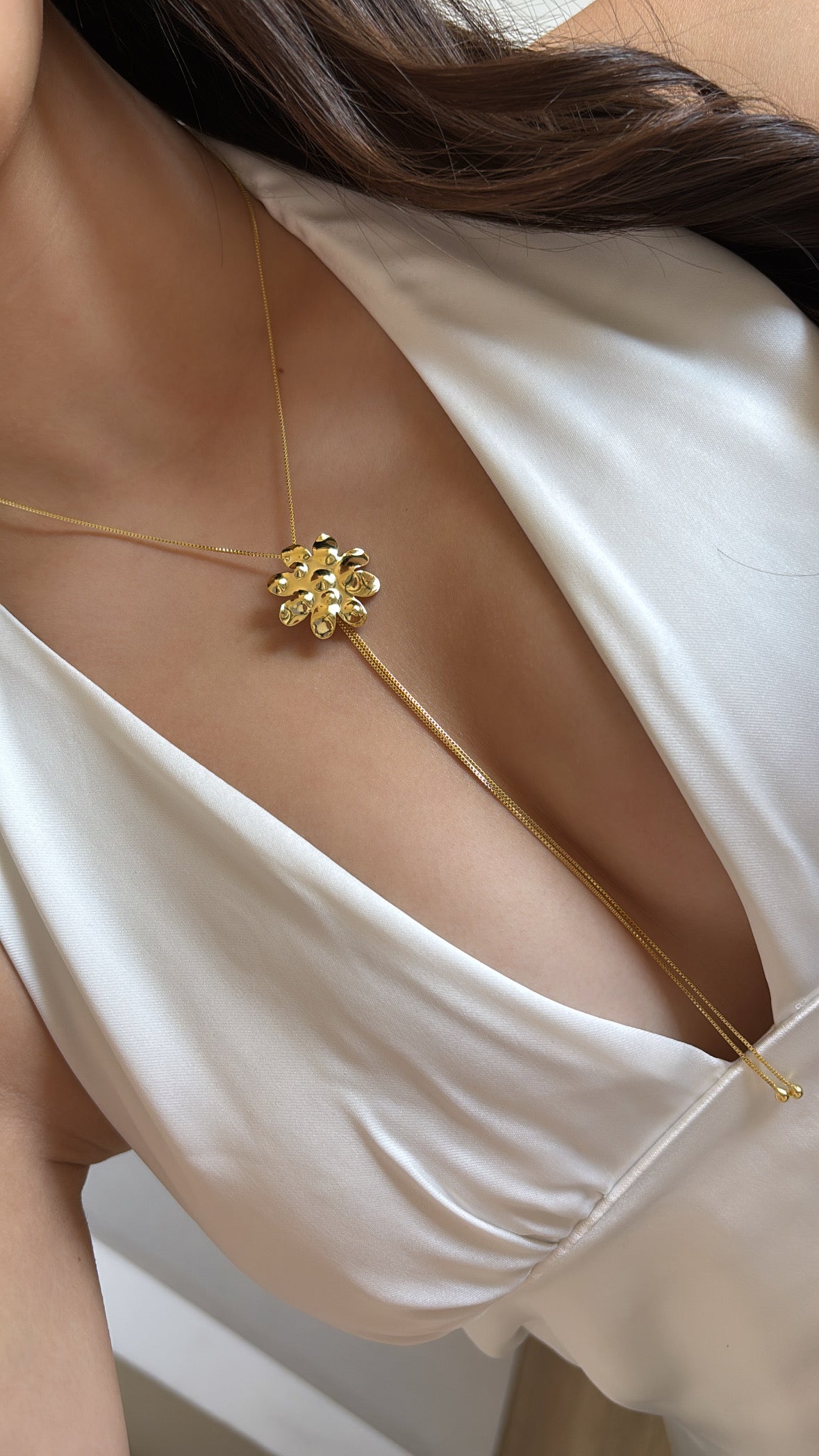 Collar cascada ZAFIRA ✨ ajustable